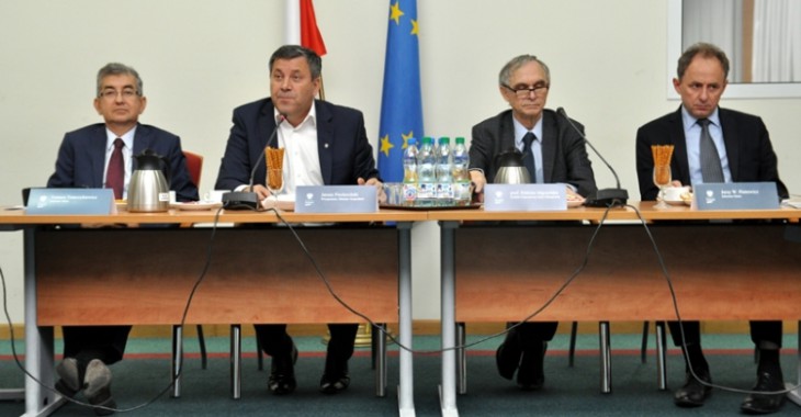 Polityka energetyczna - stare cele, nowe drogi Polityka energetyczna - stare cele, nowe drogi