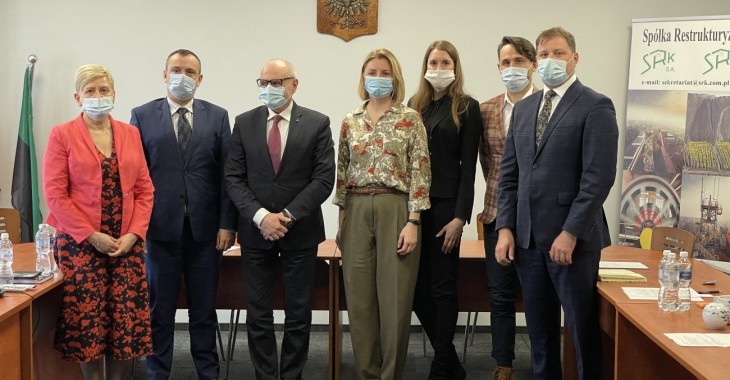 Pracownicy sektora górniczego odchodzący z pracy wezmą udział w pilotażowym programie szkoleń dotyczących montażu i serwisowania turbin wiatrowych Pracownicy sektora górniczego odchodzący z pracy wezmą udział w pilotażowym programie szkoleń dotyczących montażu i serwisowania turbin wiatrowych