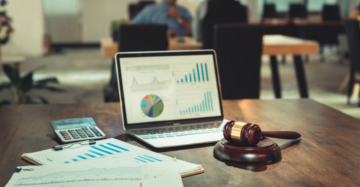 Kary finansowe lub zamknięcie firm produkcyjnych. Powód? Niespełnienie norm emisji