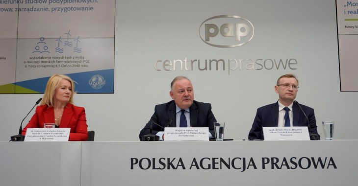 PGE wspólnie z Uczelnią Łazarskiego uruchamia pierwszy w Polsce kierunek zarządzania procesami inwestycyjnymi w morskiej energetyce wiatrowej PGE wspólnie z Uczelnią Łazarskiego uruchamia pierwszy w Polsce kierunek zarządzania procesami inwestycyjnymi w morskiej energetyce wiatrowej