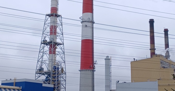 Nowy płaszcz dla drugiego komina gdańskiej elektrociepłowni Nowy płaszcz dla drugiego komina gdańskiej elektrociepłowni