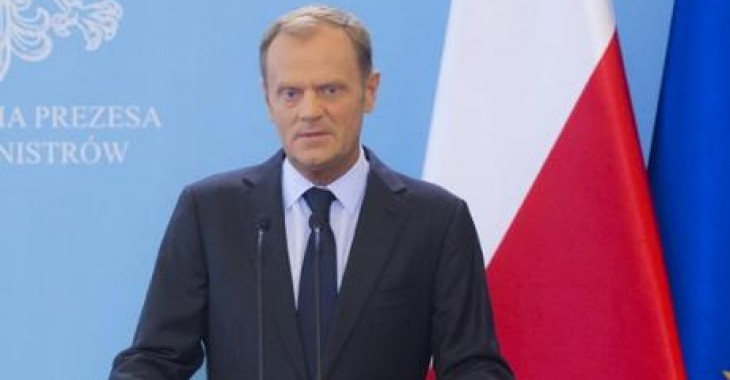 Tusk uspokaja ws. budowy terminalu LNG w Świnoujściu - pisze Gazeta Wyborcza Tusk uspokaja ws. budowy terminalu LNG w Świnoujściu - pisze Gazeta Wyborcza