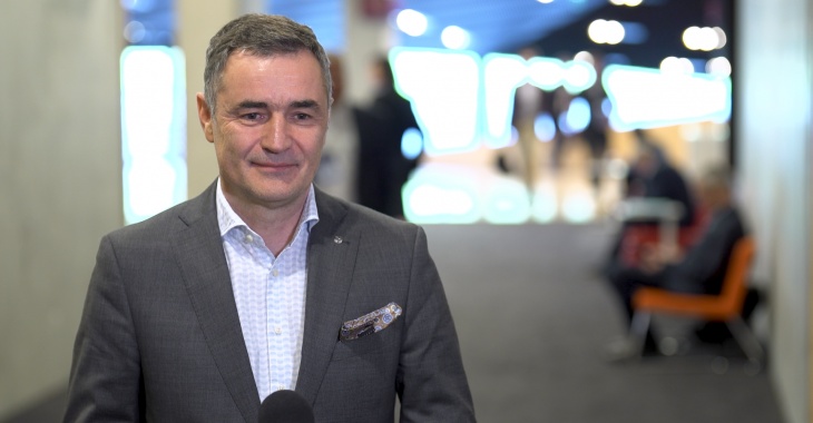 Ciepłownictwo szuka nowych sposobów na zazielenianie. Jednym z pomysłów jest odzyskiwanie ciepła z serwerowni Ciepłownictwo szuka nowych sposobów na zazielenianie. Jednym z pomysłów jest odzyskiwanie ciepła z serwerowni