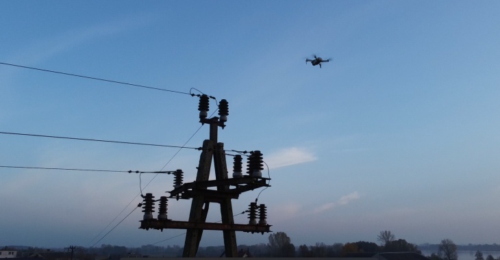 Sztuczna inteligencja w połączeniu z dronami zautomatyzuje proces inwentaryzacji linii średniego napięcia w Enei Operator Sztuczna inteligencja w połączeniu z dronami zautomatyzuje proces inwentaryzacji linii średniego napięcia w Enei Operator