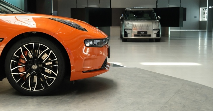 Współpraca ElectroMobility Poland i Geely nabiera tempa Współpraca ElectroMobility Poland i Geely nabiera tempa